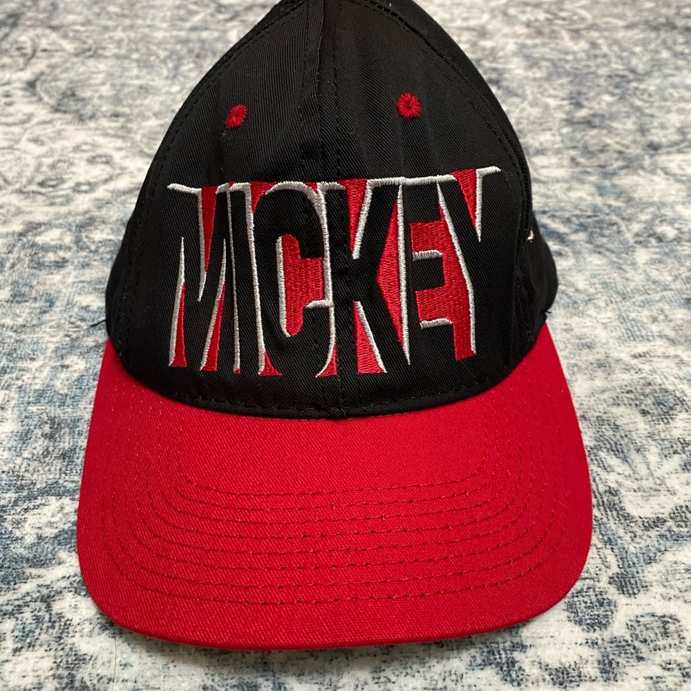 Awesome Vintage 90’s Disney Mickey Mouse Hat - Black w Red Brim